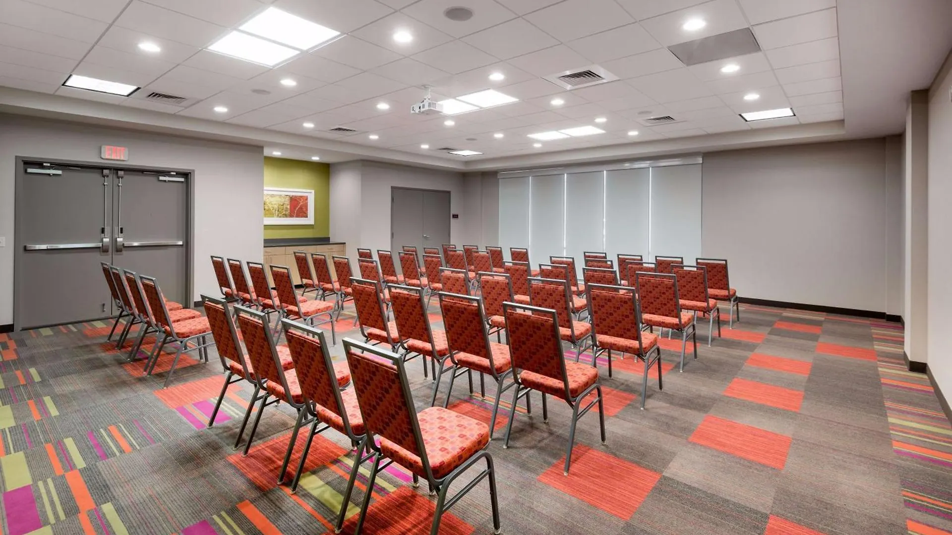 Home2 Suites By Hilton Charlotte University Research Park 3*,